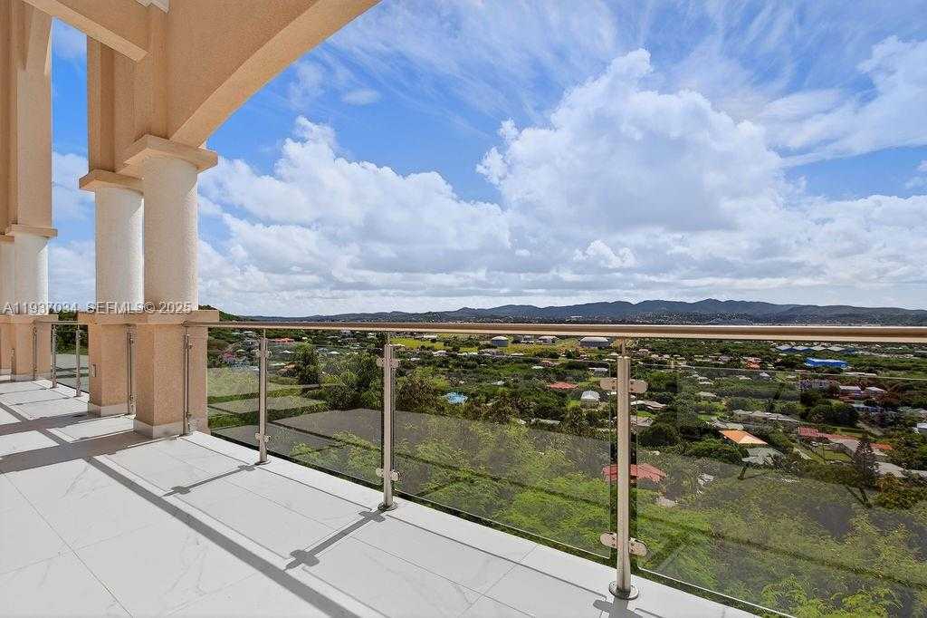 Small Image of PARADISE VIEW VILLA, Out of City Number 15