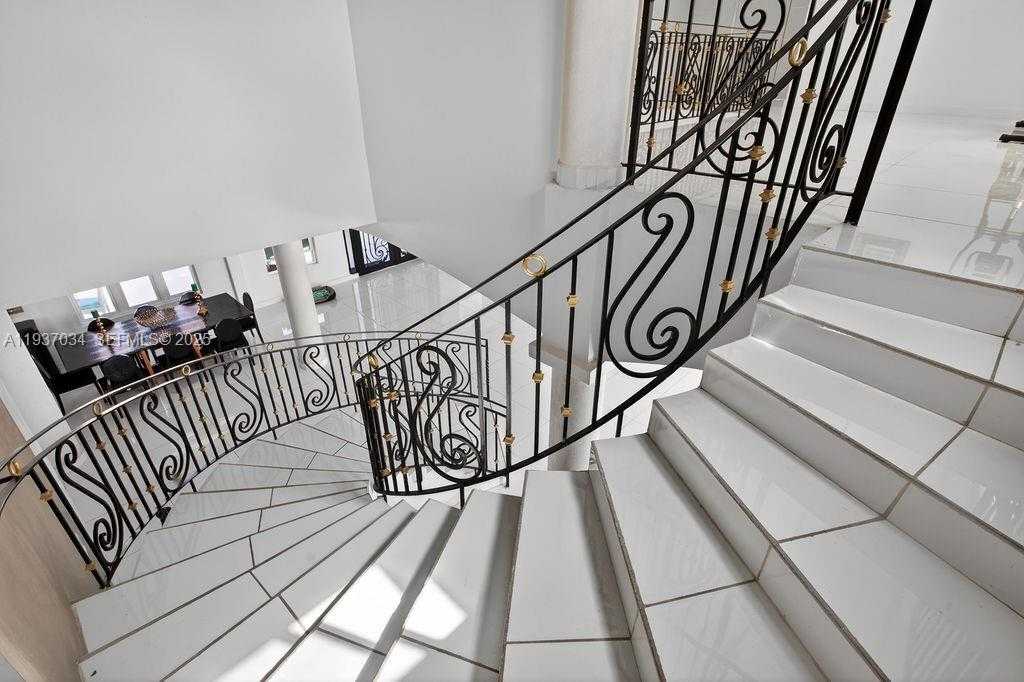 Small Image of PARADISE VIEW VILLA, Out of City Number 26