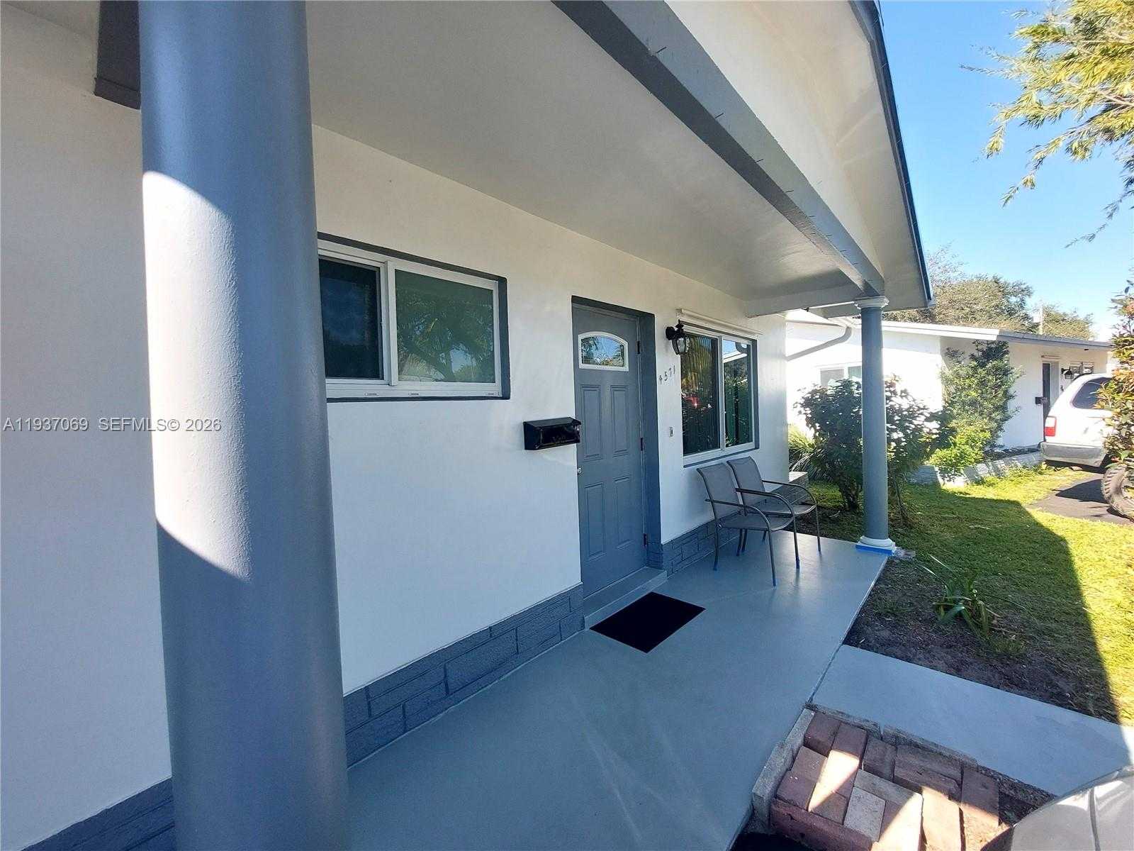 Small Image of 4571 NORTH WEST 19TH WAY, Tamarac Number 35