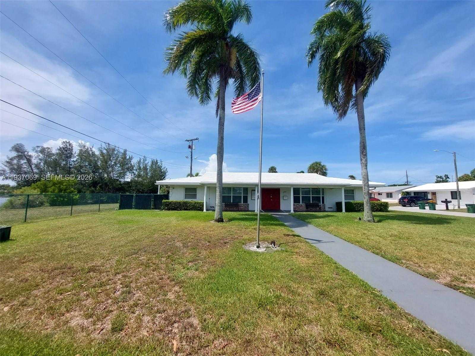 Small Image of 4571 NORTH WEST 19TH WAY, Tamarac Number 38