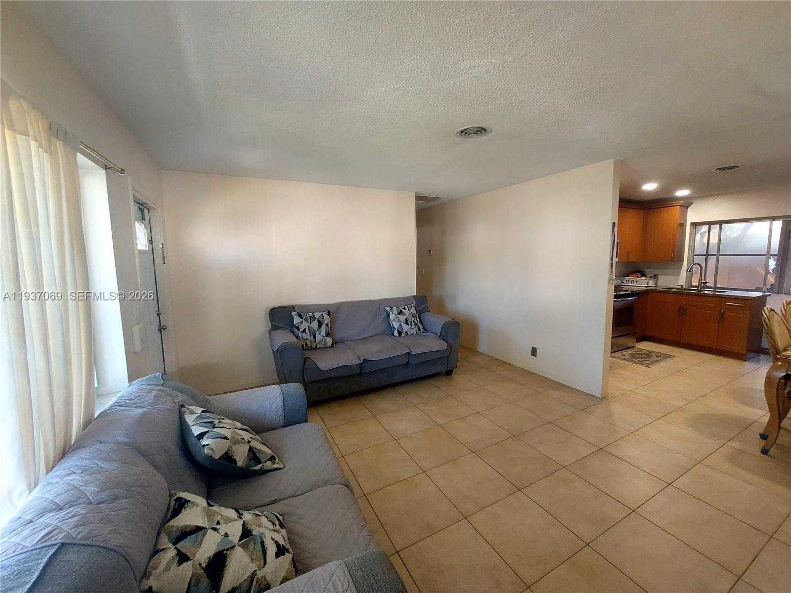 Small Image of 4571 NORTH WEST 19TH WAY, Tamarac Number 5