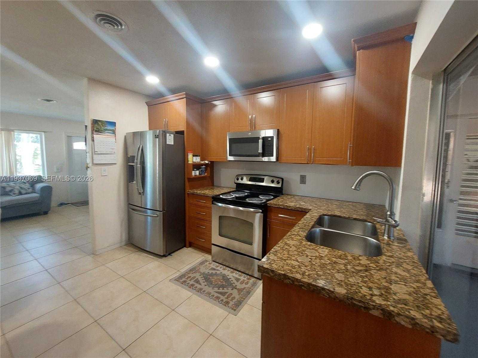 Small Image of 4571 NORTH WEST 19TH WAY, Tamarac Number 8