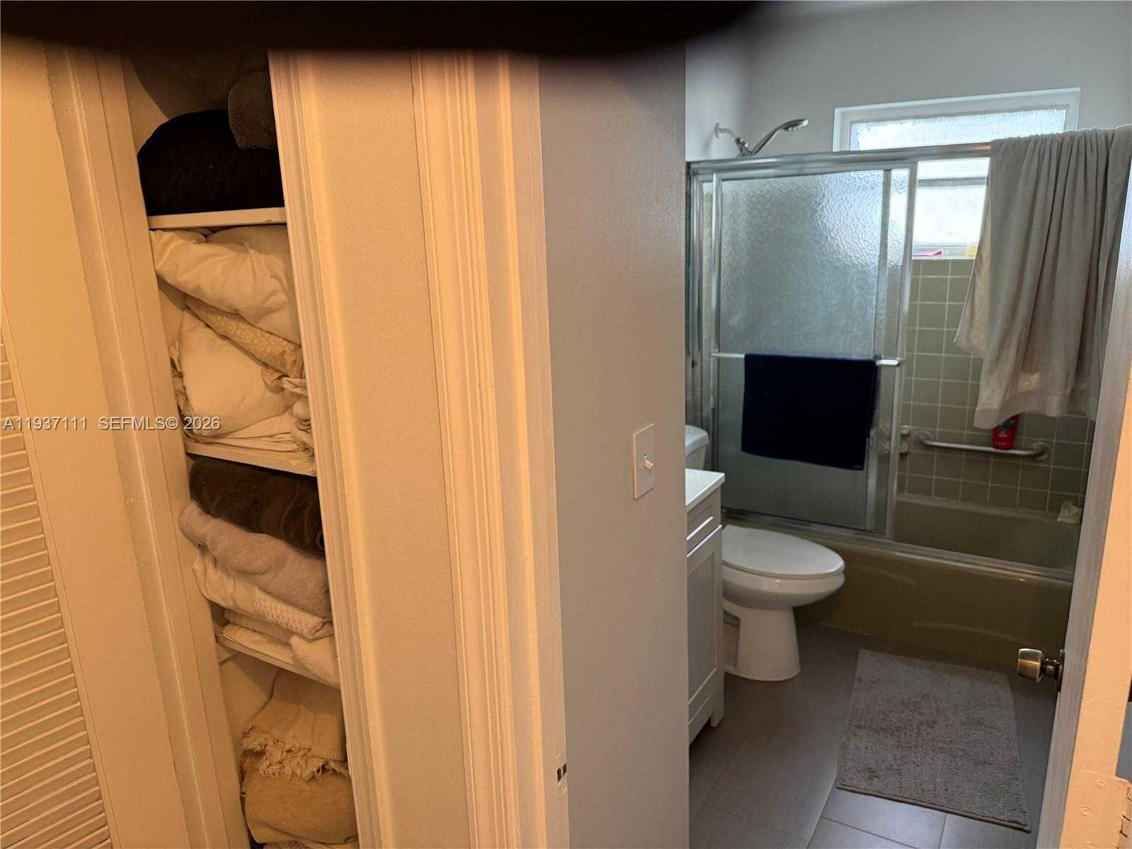 Small Image of 6690 NORTH WEST 12TH ST, Margate Number 13