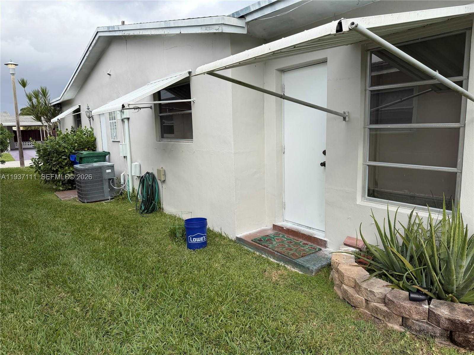 Small Image of 6690 NORTH WEST 12TH ST, Margate Number 22