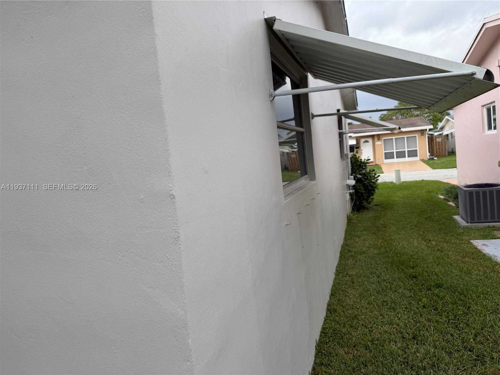 Small Image of 6690 NORTH WEST 12TH ST, Margate Number 24