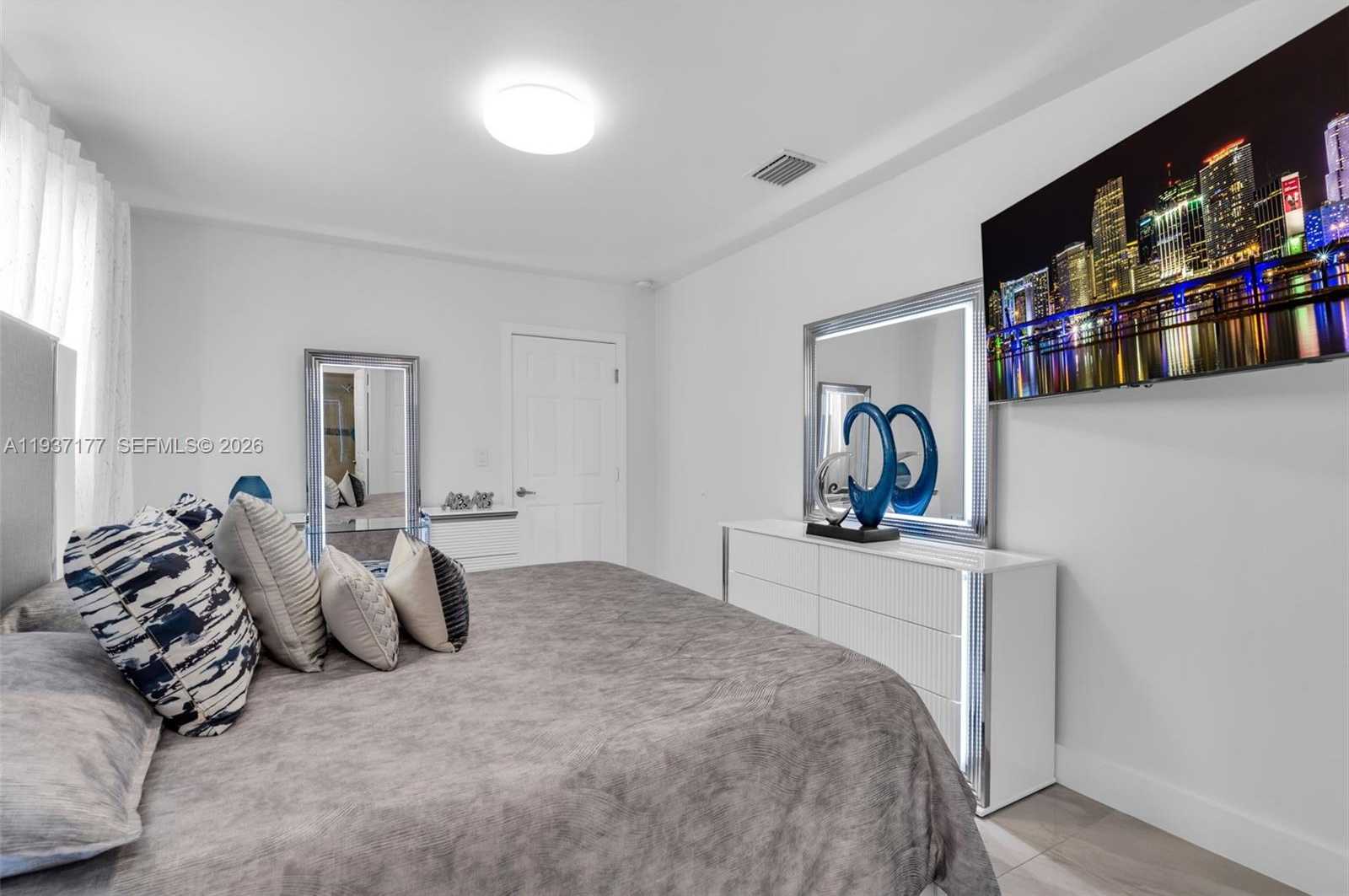 Small Image of 3130 NORTH WEST 102ND ST, Miami Number 19