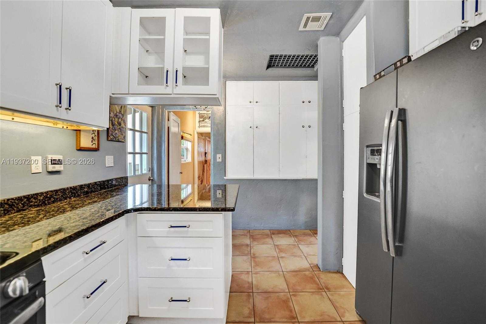 Small Image of 1340 JACKSON ST, Hollywood Number 15