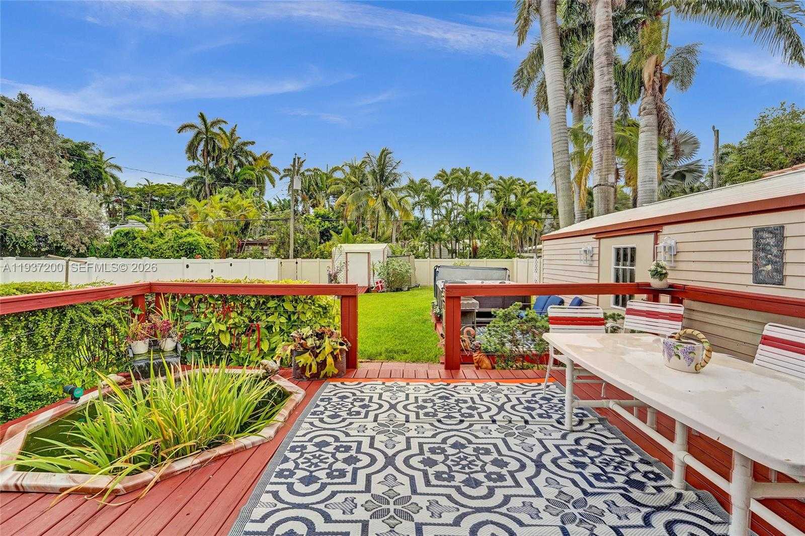 Small Image of 1340 JACKSON ST, Hollywood Number 42