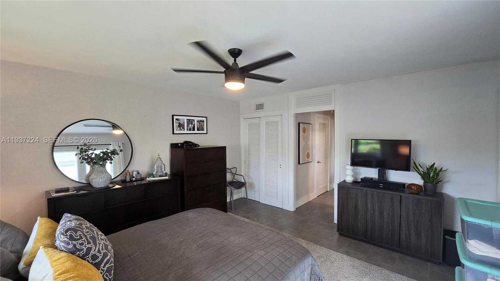 Small Image of 800 POLK ST, Hollywood Number 11