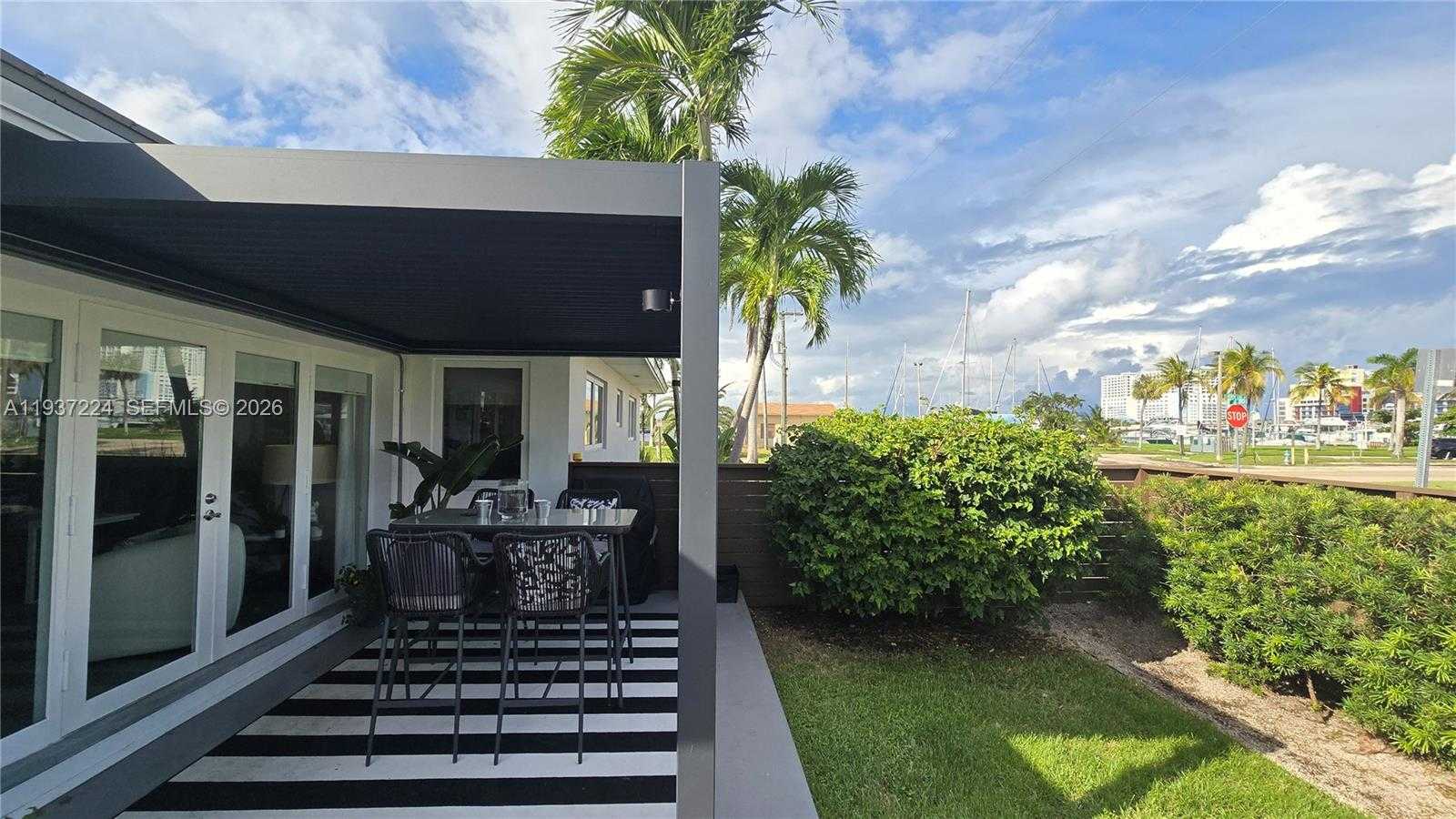 Small Image of 800 POLK ST, Hollywood Number 2