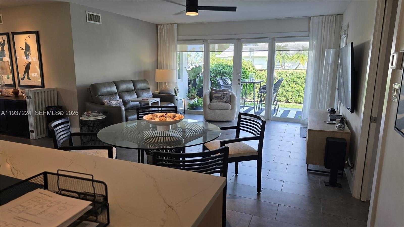 Small Image of 800 POLK ST, Hollywood Number 7