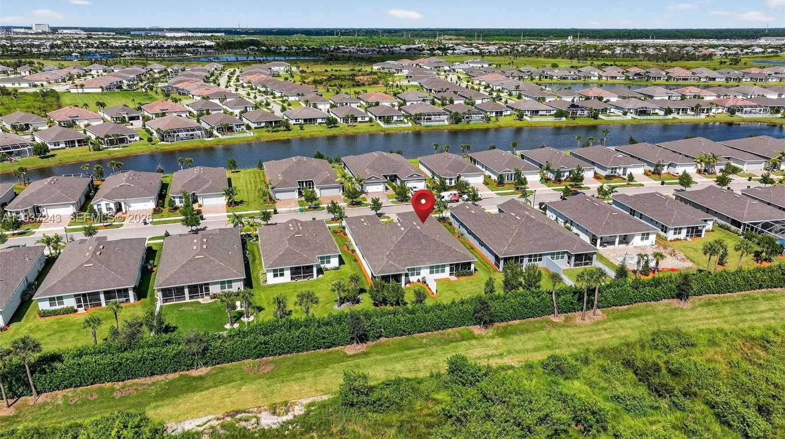 Small Image of 13723 SOUTH WEST GINGERLINE DR, Port St. Lucie Number 37