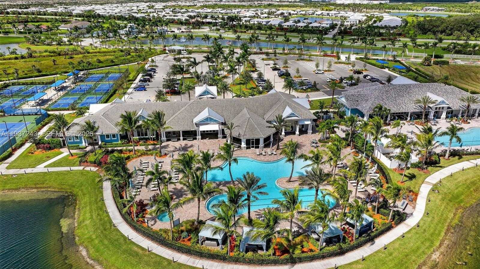 Small Image of 13723 SOUTH WEST GINGERLINE DR, Port St. Lucie Number 40