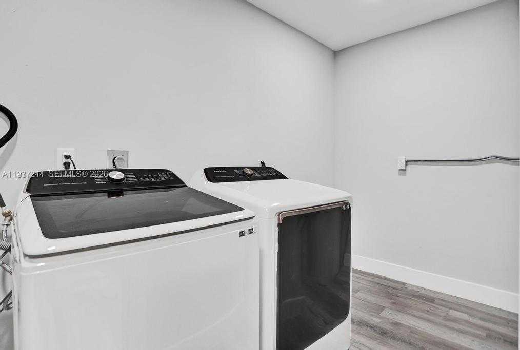 Small Image of 6 SOUTH EAST 11TH CT, Deerfield Beach Number 20