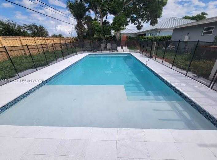 Small Image of 6 SOUTH EAST 11TH CT, Deerfield Beach Number 44