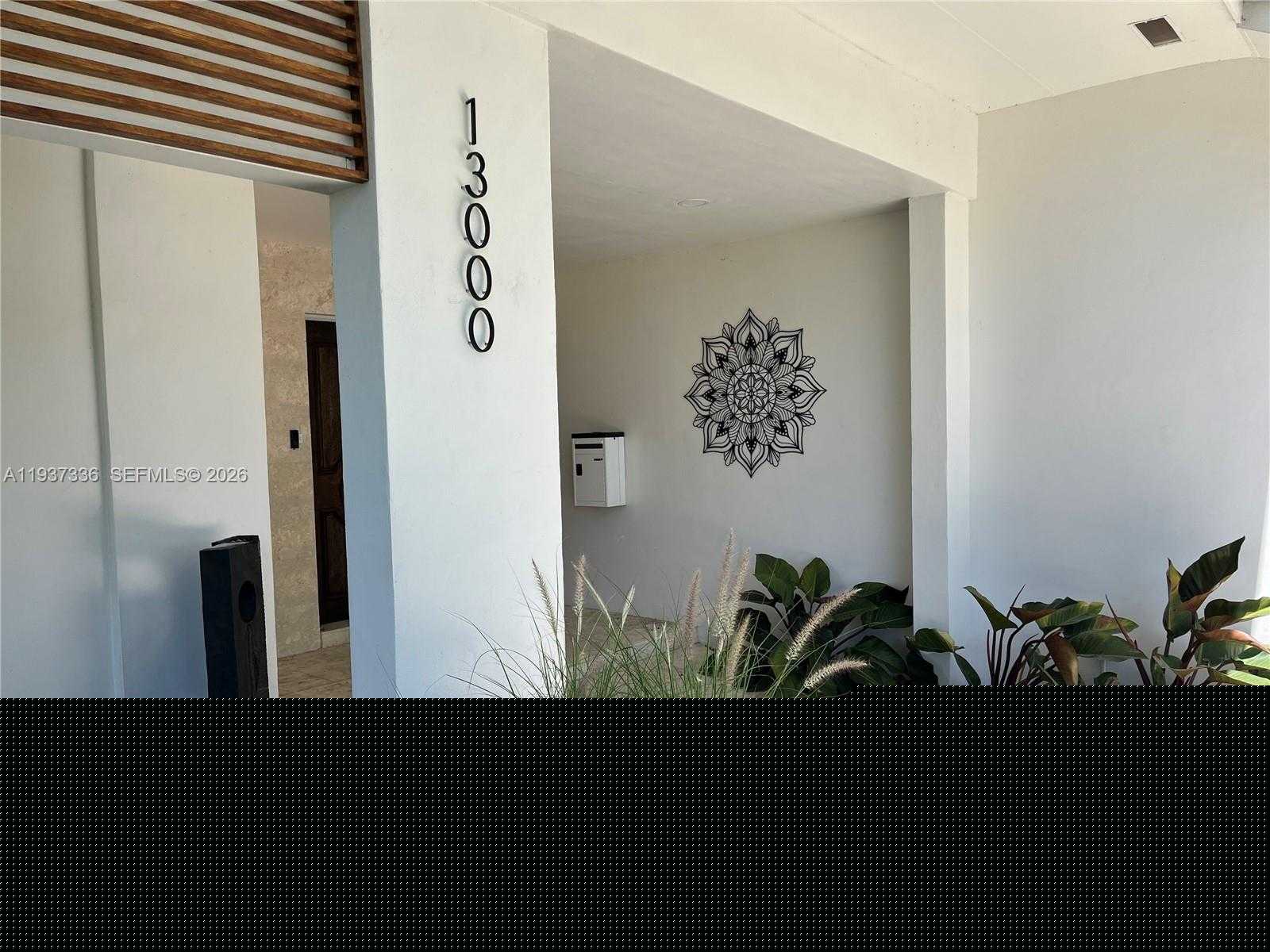 Small Image of 13000 SOUTH WEST 69TH CT, Pinecrest Number 2