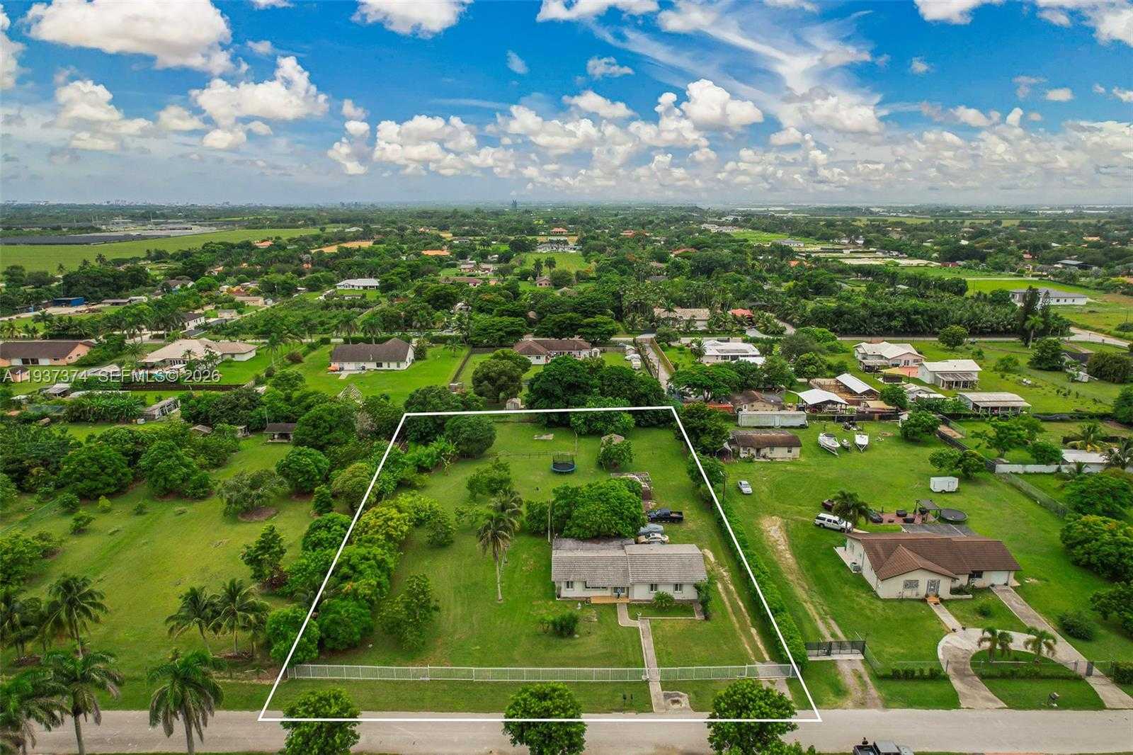 Small Image of 20890 SOUTH WEST 236TH ST, Homestead Number 39