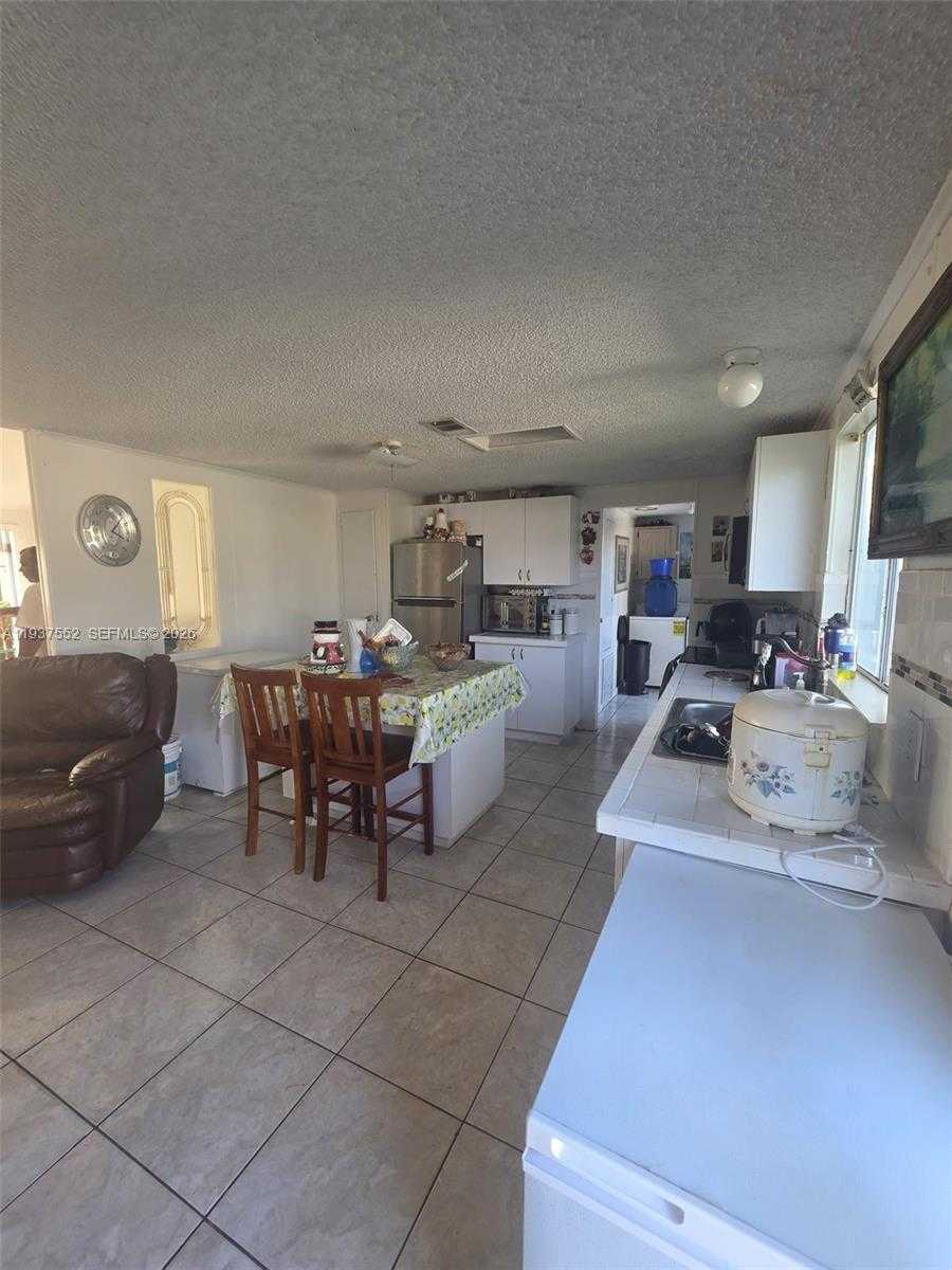 Small Image of 19800 SOUTH WEST 180 TH AVE, Miami Number 11