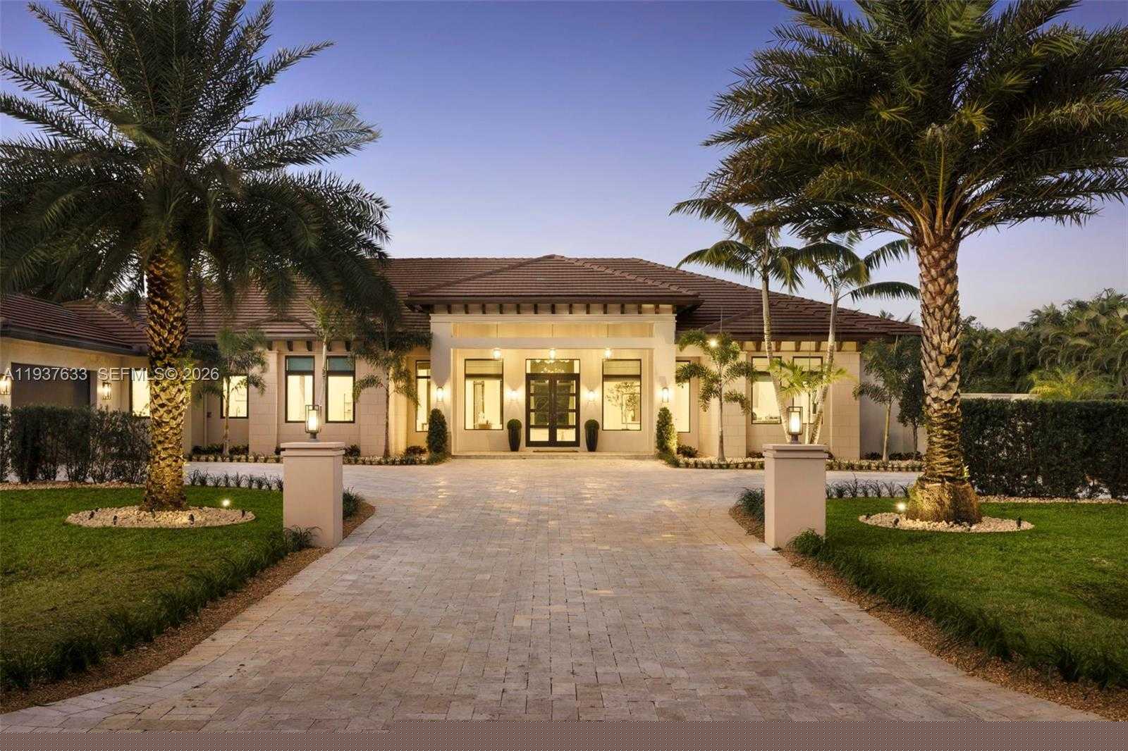 Small Image of 13505 SOUTH WEST 37TH PL, Davie Number 1