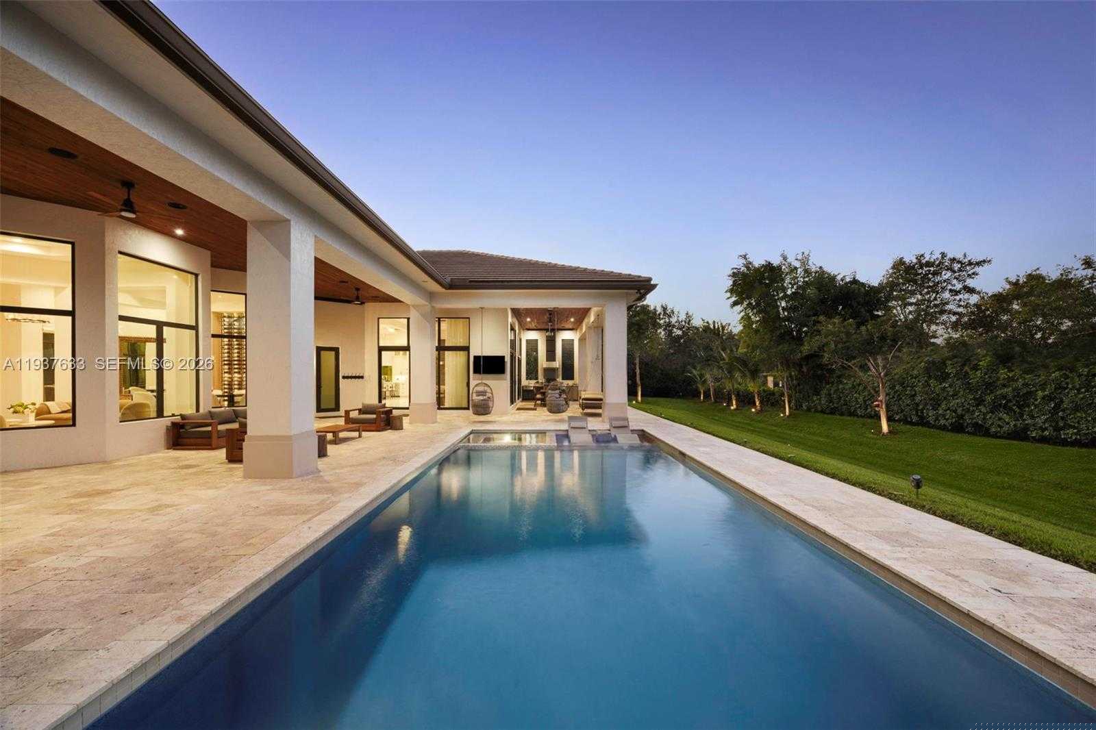 Small Image of 13505 SOUTH WEST 37TH PL, Davie Number 3