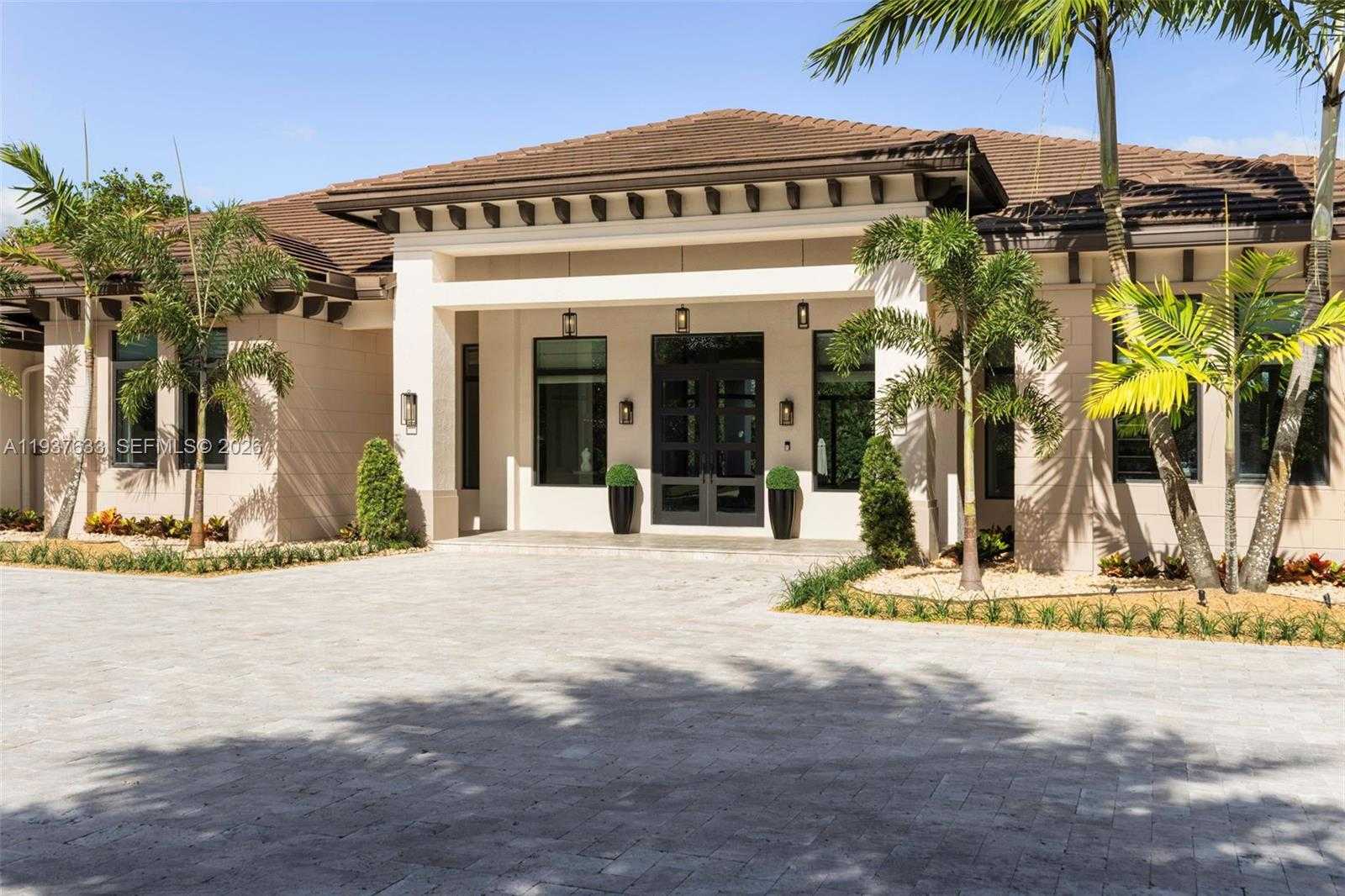 Small Image of 13505 SOUTH WEST 37TH PL, Davie Number 31