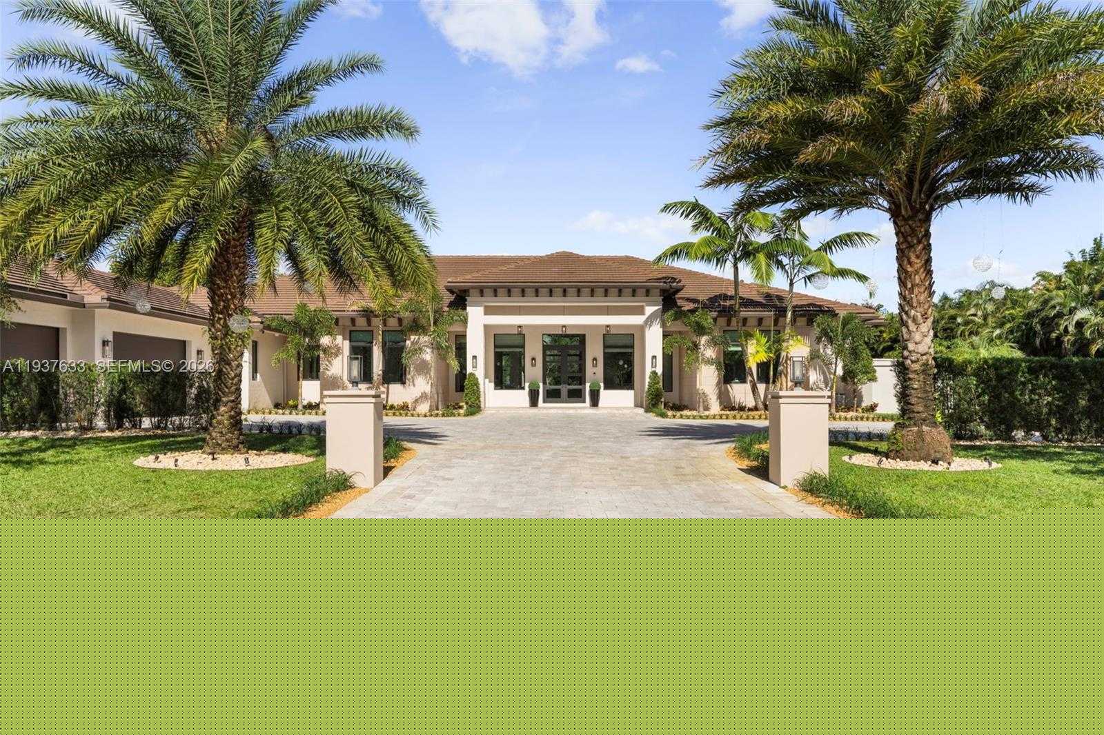 Small Image of 13505 SOUTH WEST 37TH PL, Davie Number 32