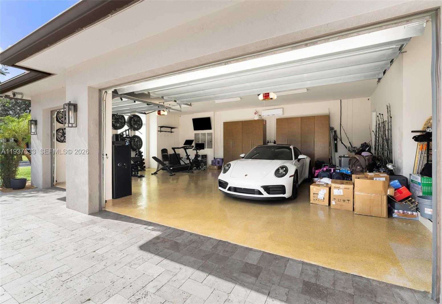 Small Image of 13505 SOUTH WEST 37TH PL, Davie Number 54