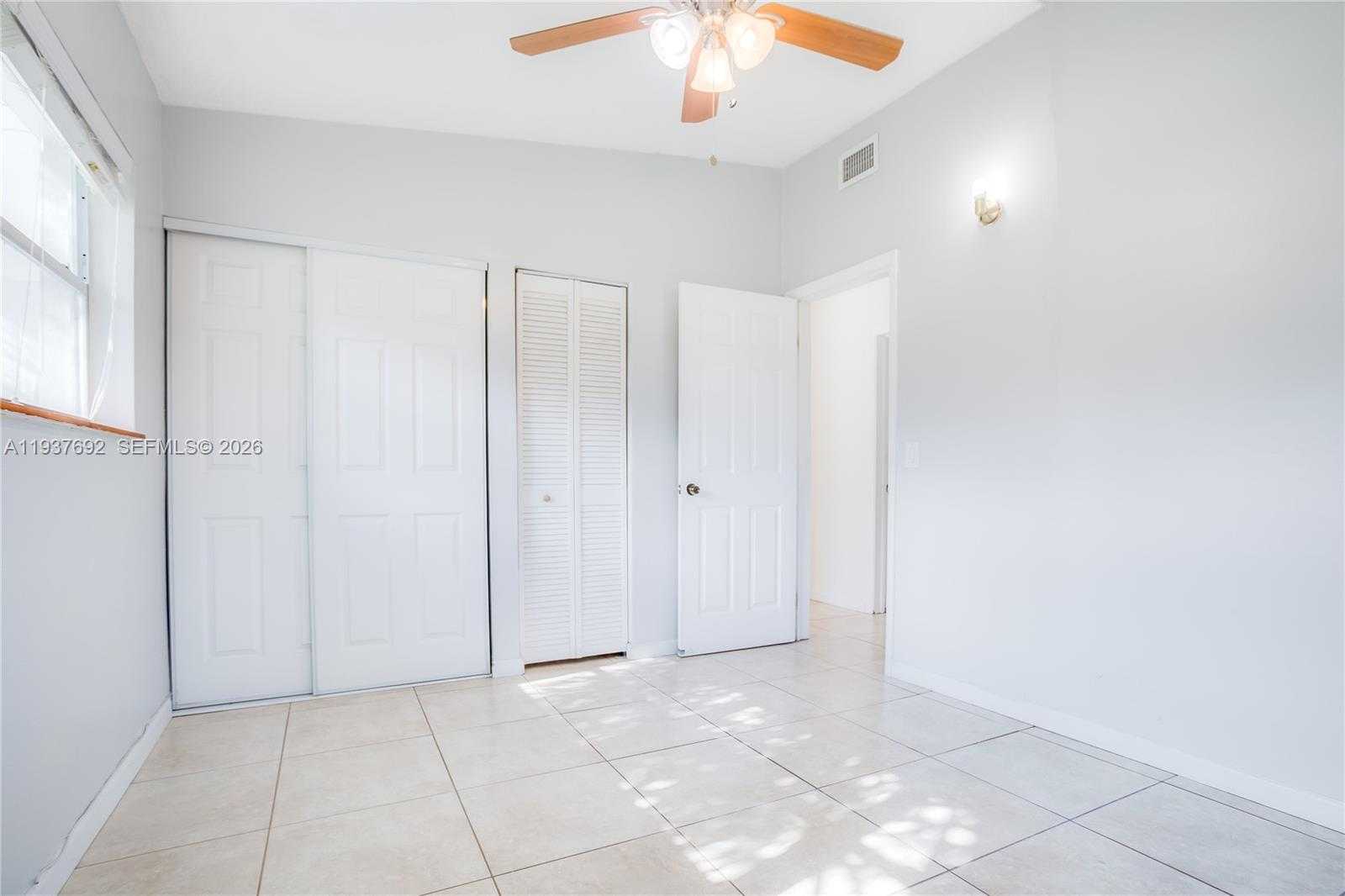 Small Image of 1305 11TH CT, West Palm Beach Number 10