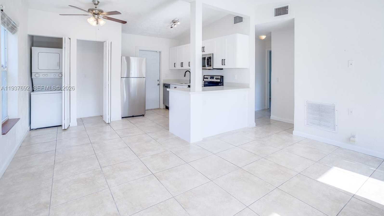 Small Image of 1305 11TH CT, West Palm Beach Number 6