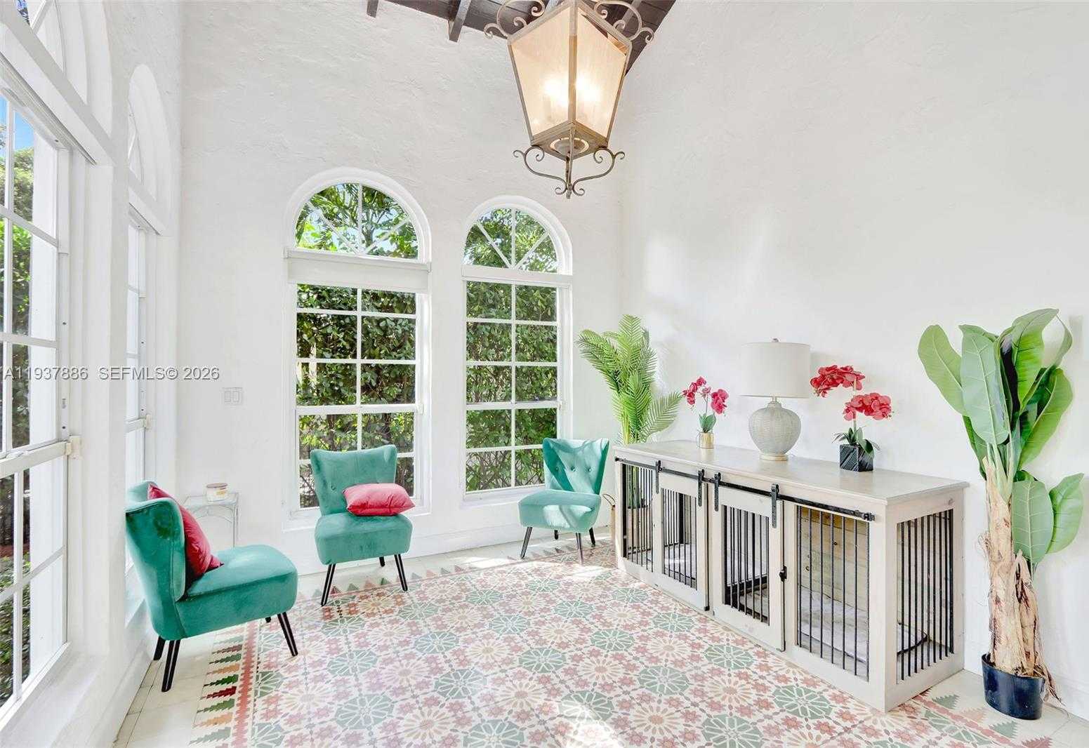 Small Image of 517 MINORCA AVE, Coral Gables Number 6