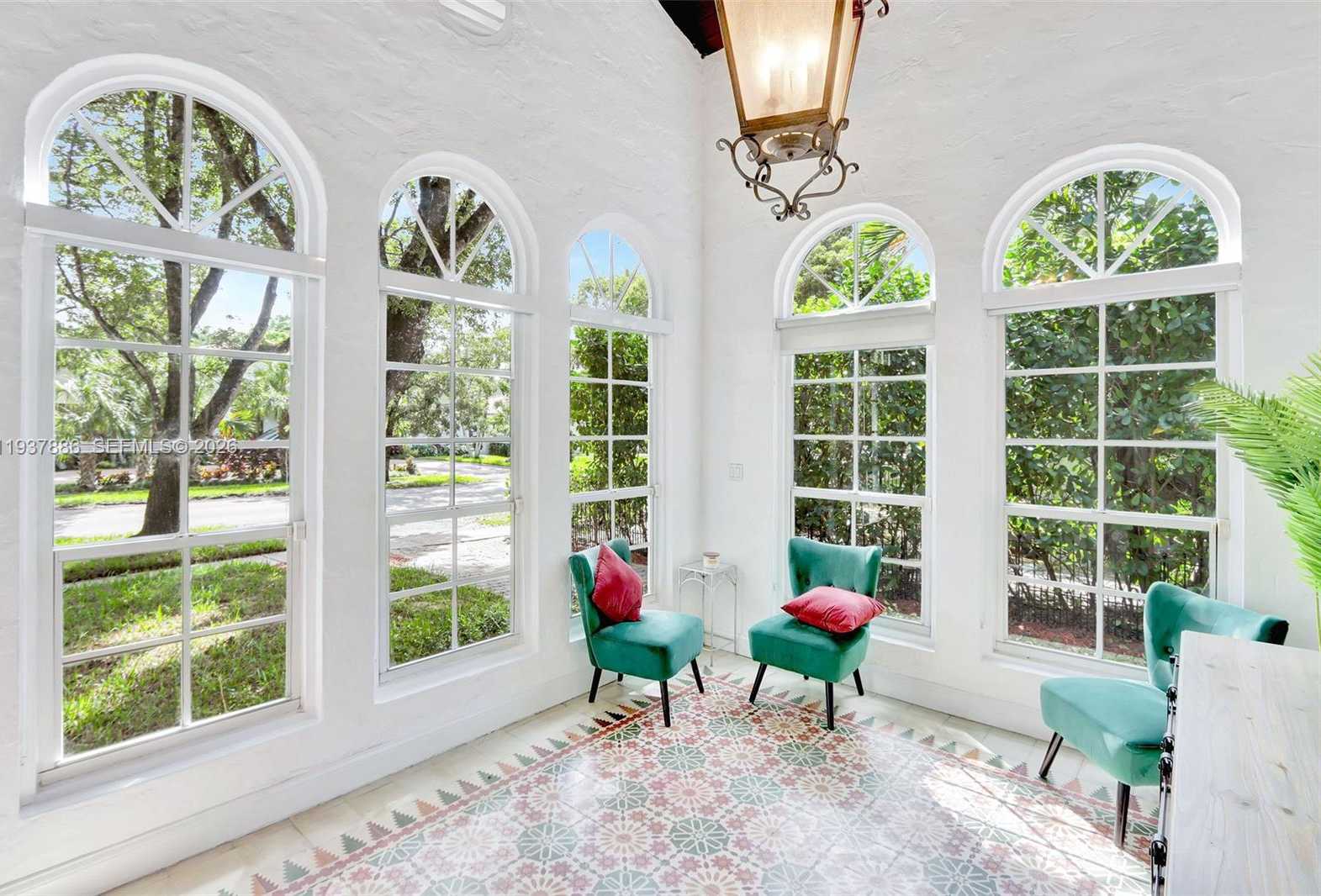 Small Image of 517 MINORCA AVE, Coral Gables Number 7