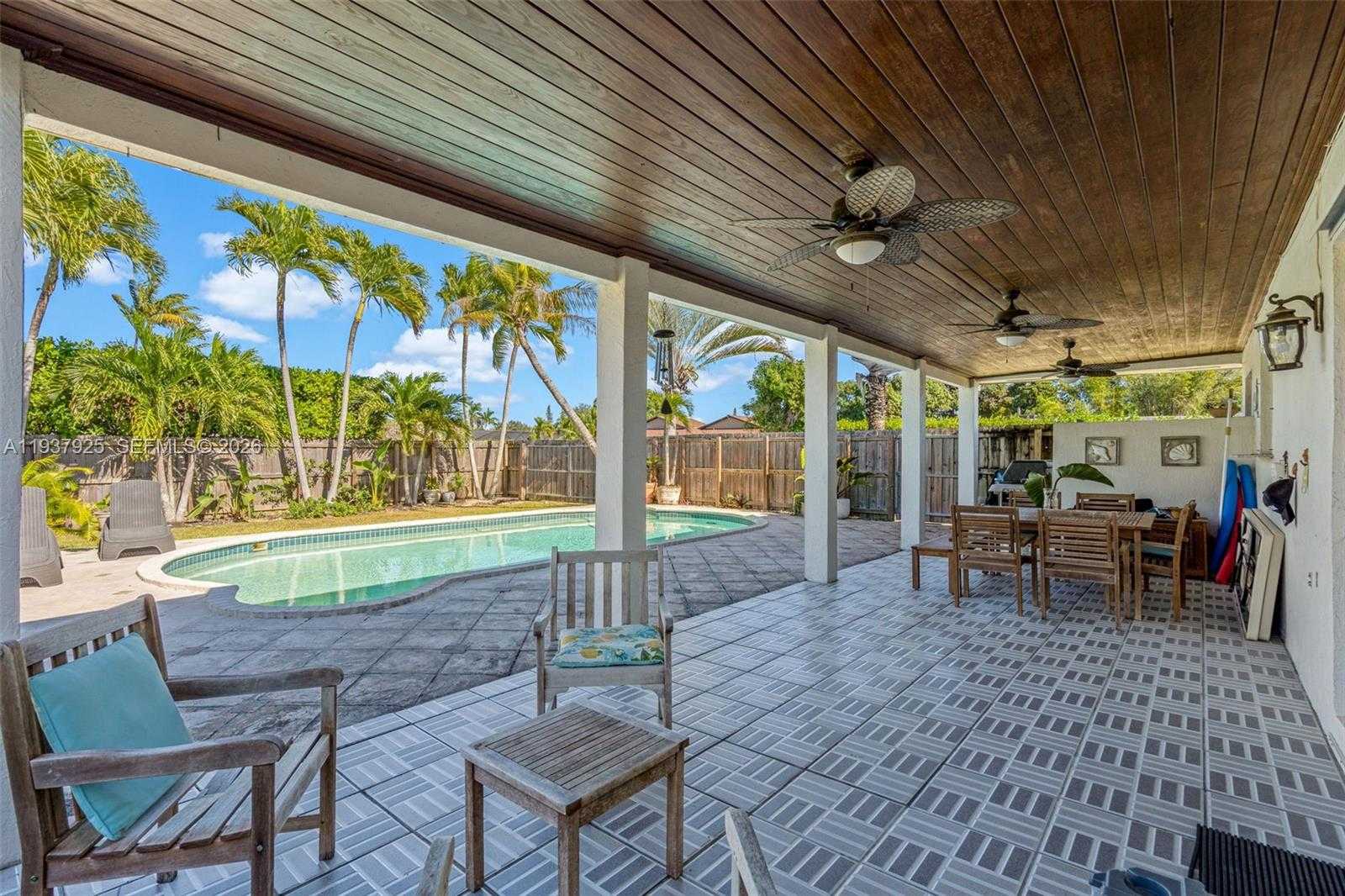 Small Image of 12805 SOUTH WEST 193RD TER, Miami Number 5