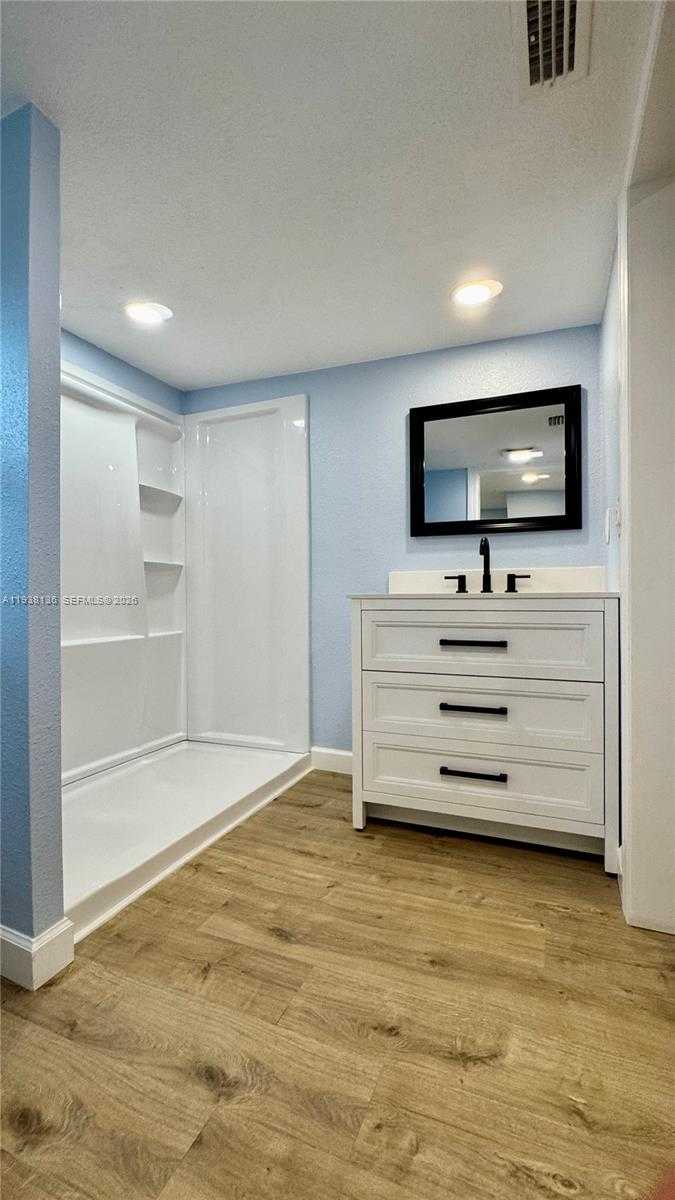 Small Image of 2508 PALMETTO DR, Cocoa Number 19