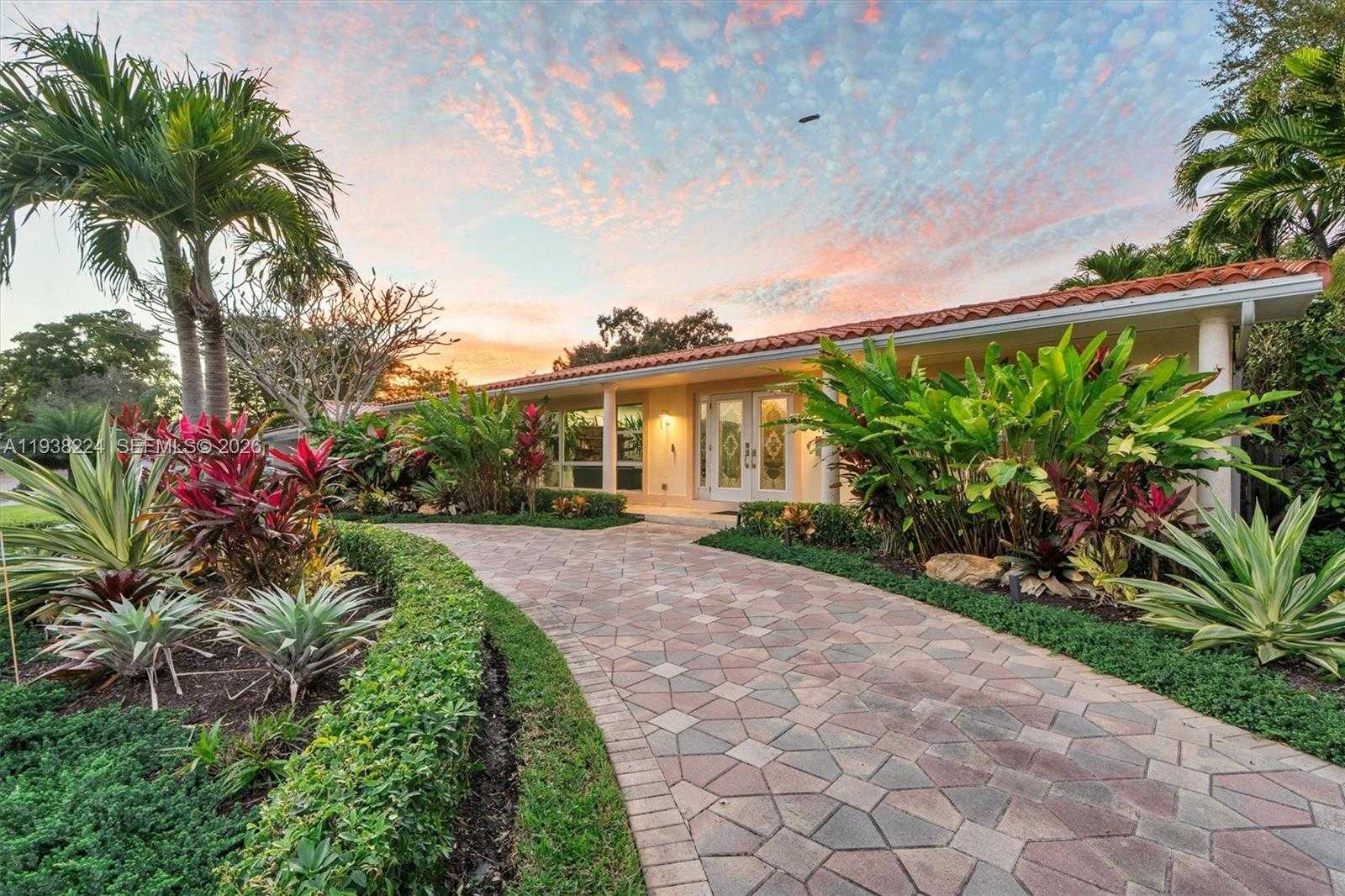 Small Image of 9280 NORTH EAST 12TH AVE, Miami Shores Number 2