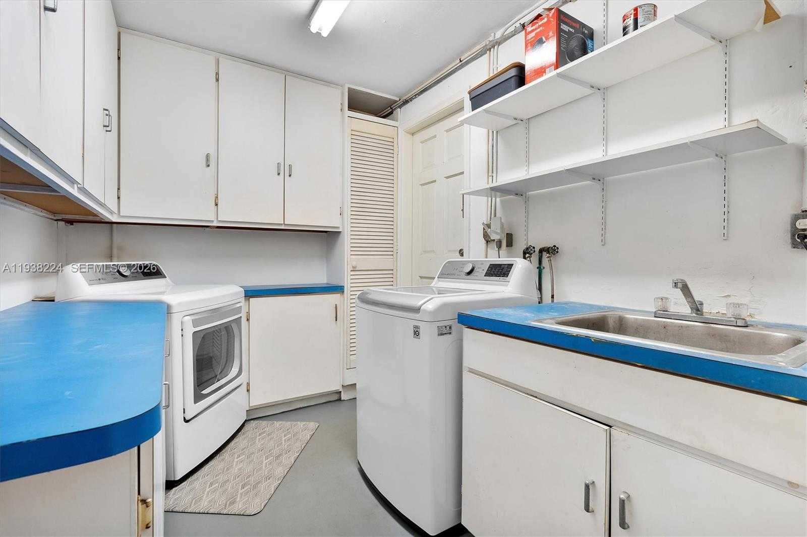 Small Image of 9280 NORTH EAST 12TH AVE, Miami Shores Number 56