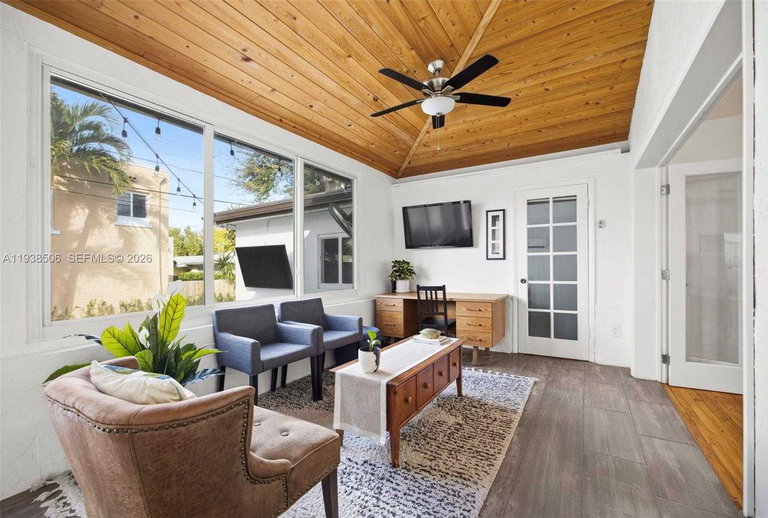 Small Image of 1429 SOUTH WEST 15TH ST, Miami Number 12