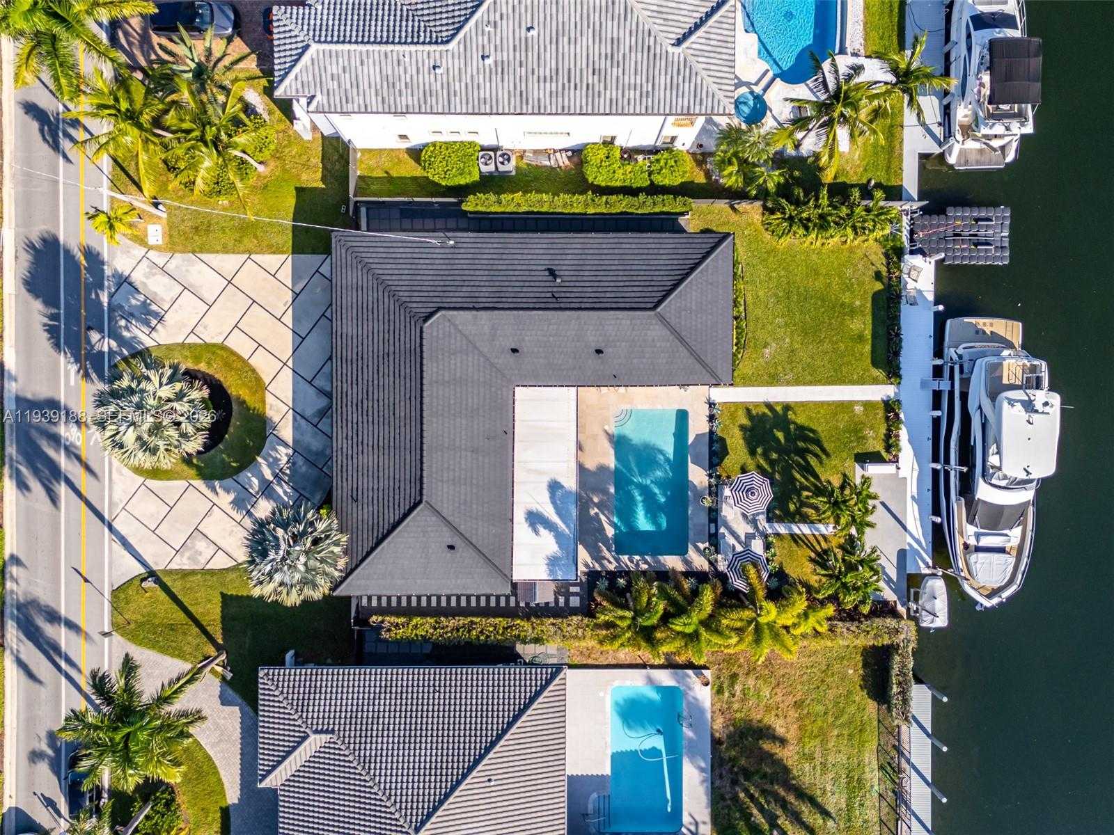 Small Image of 519 LAYNE BLVD, Hallandale Beach Number 36