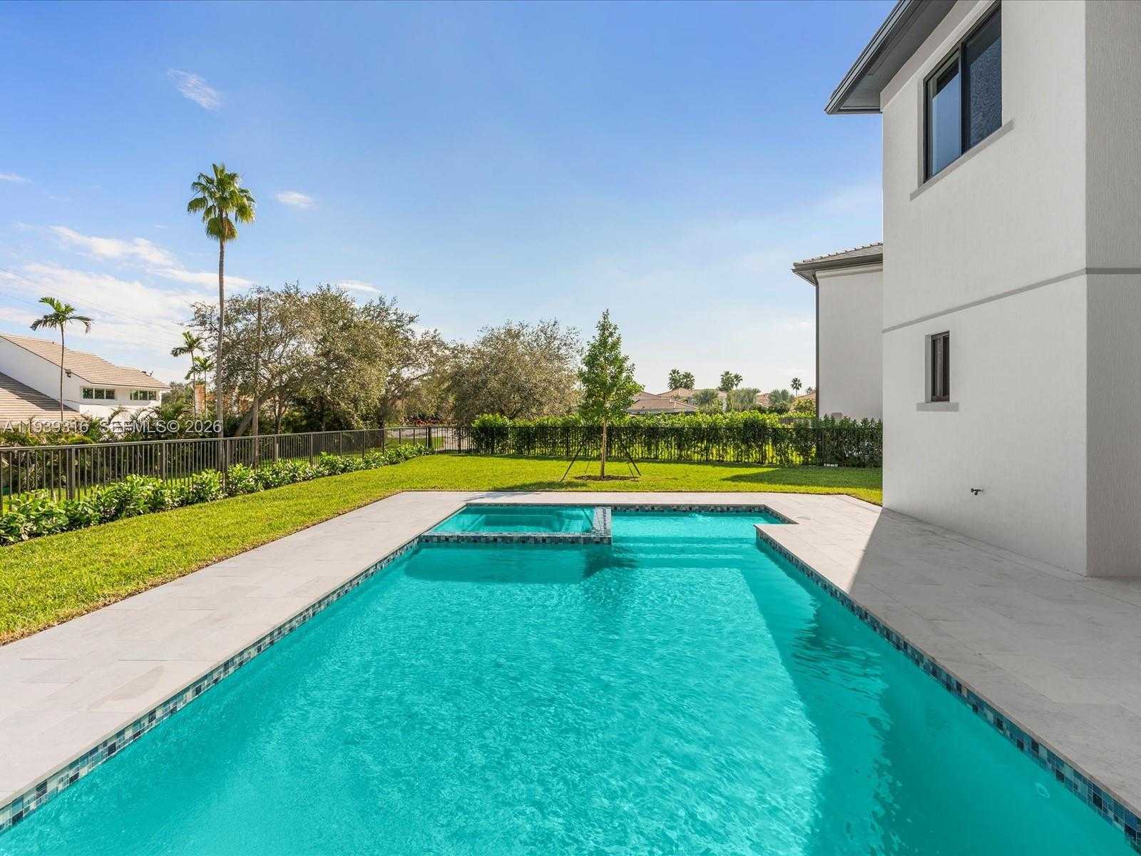 Small Image of 19701 NORTH EAST 16 PI, Miami Number 43