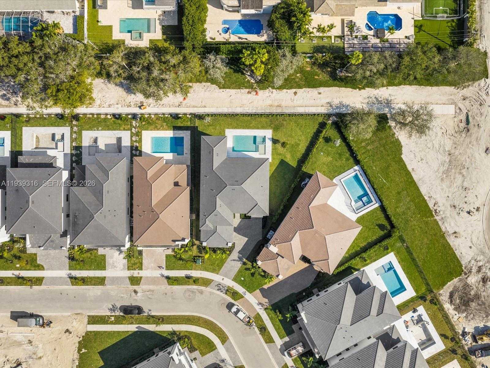 Small Image of 19701 NORTH EAST 16 PI, Miami Number 44