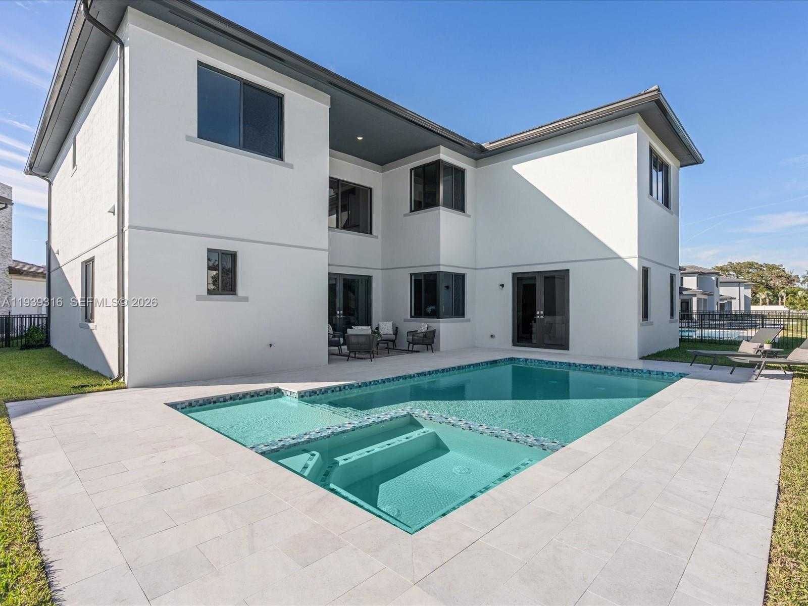 Small Image of 19701 NORTH EAST 16 PI, Miami Number 89