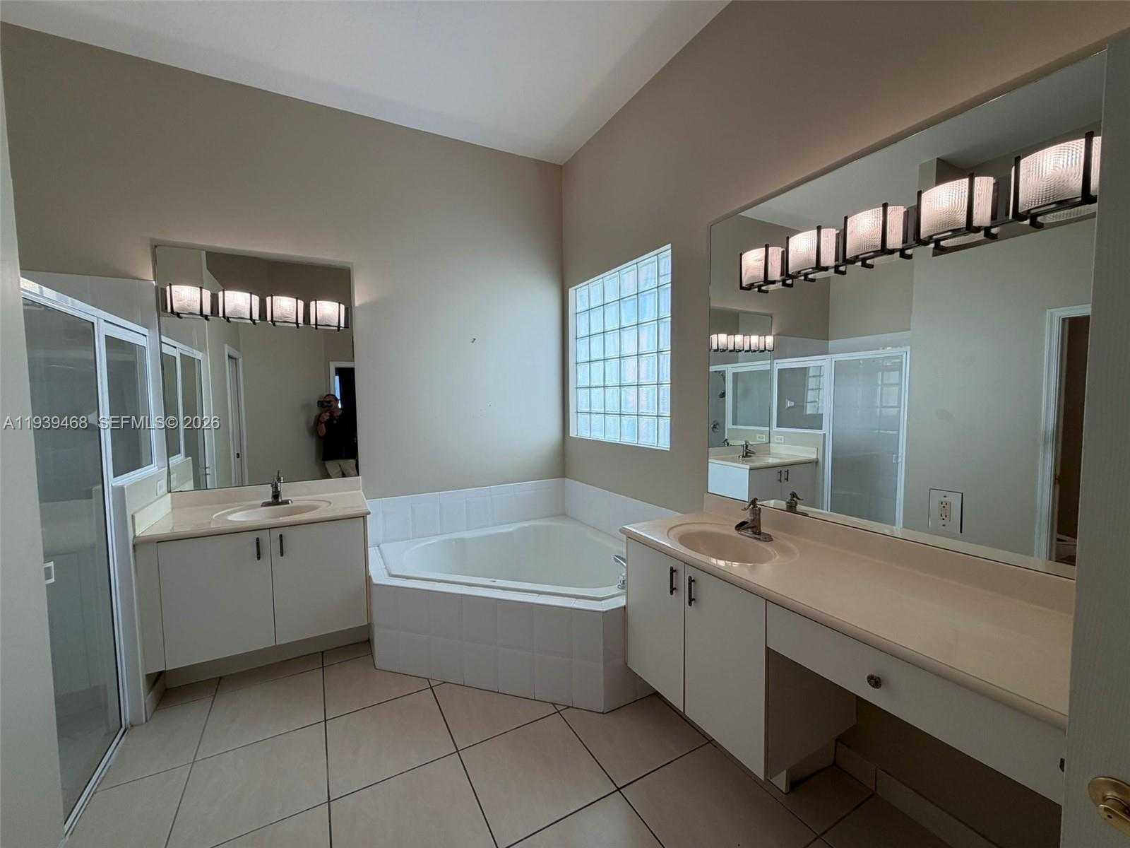 Small Image of 15379 FIORENZA CIR, Delray Beach Number 18