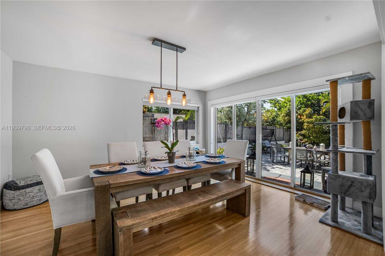 Small Image of 680 NORTH EAST 81 STREET, Miami Number 45