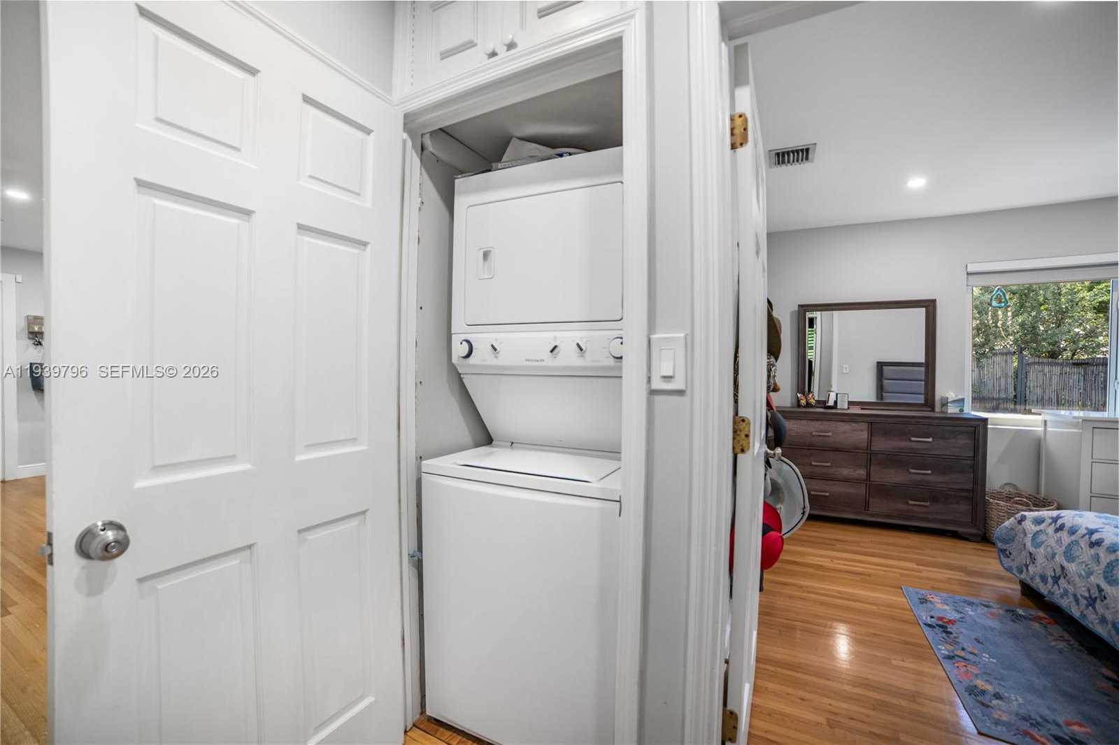 Small Image of 680 NORTH EAST 81 STREET, Miami Number 51