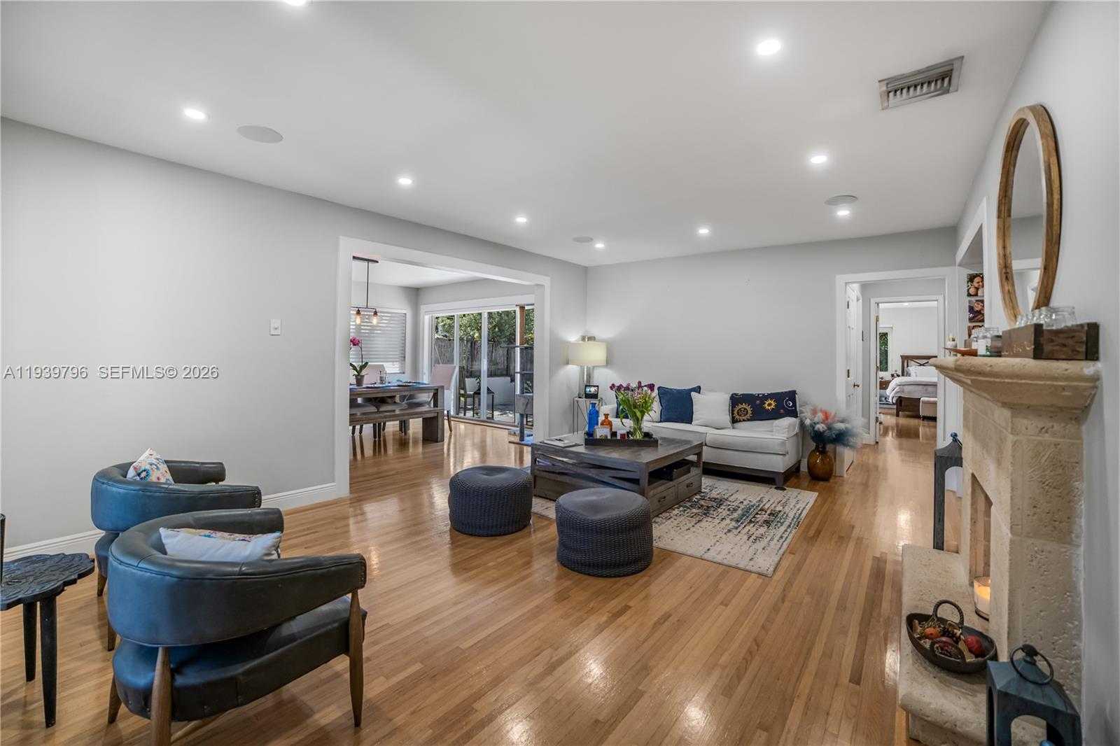 Small Image of 680 NORTH EAST 81 STREET, Miami Number 6