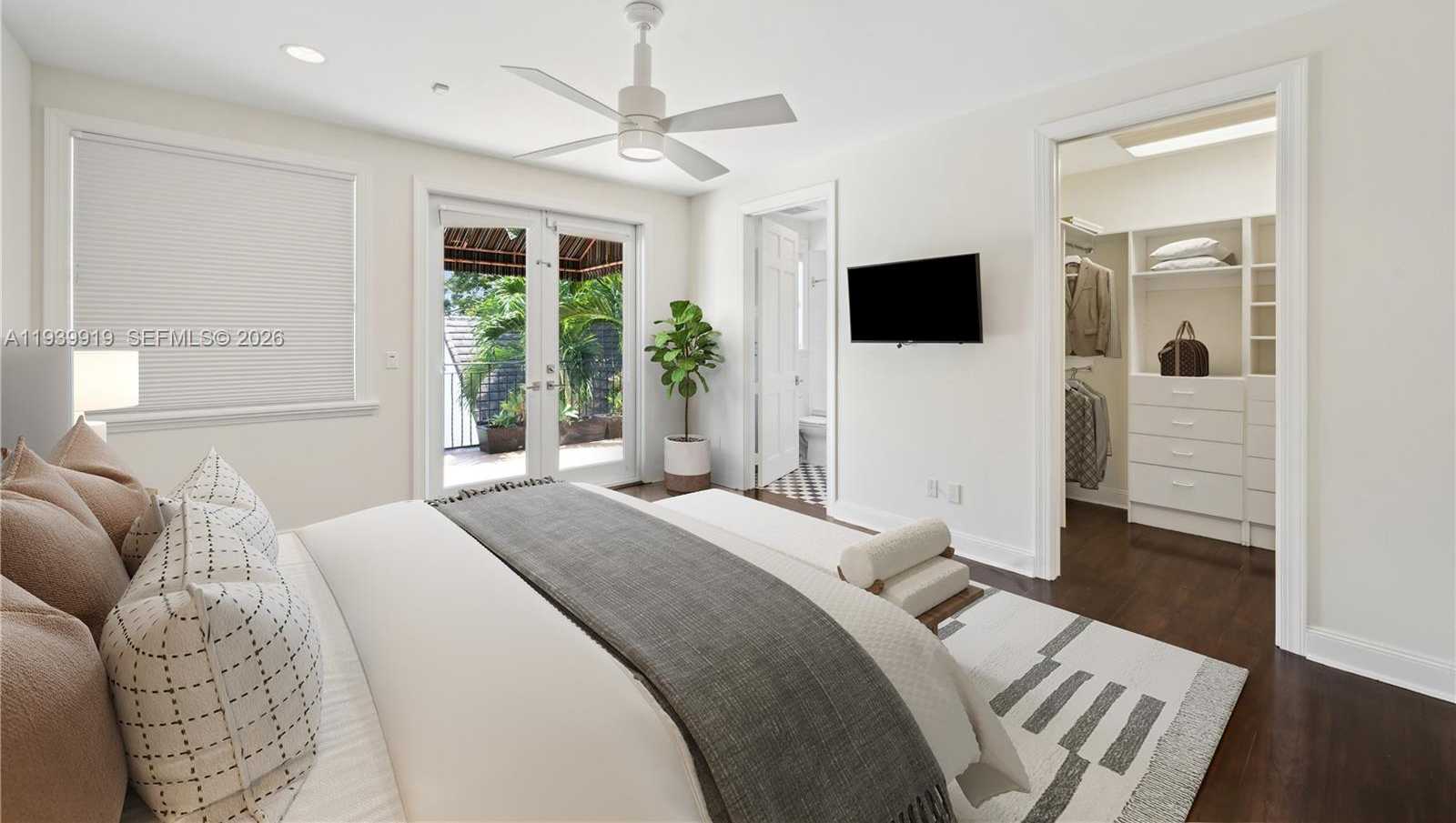 Small Image of 10001 SOUTH WEST 60TH CT, Pinecrest Number 10