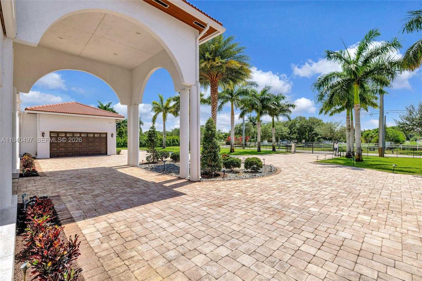 Small Image of 4610 SOUTH WEST 178TH AVE, Southwest Ranches Number 5