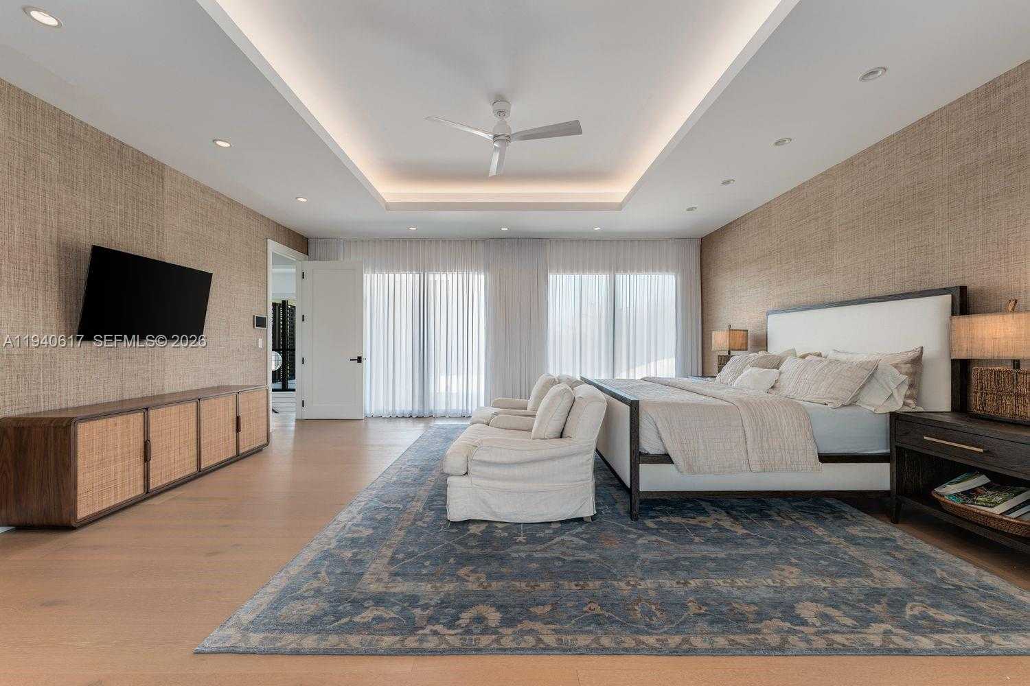 Small Image of 6853 SUNRISE CT, Coral Gables Number 9