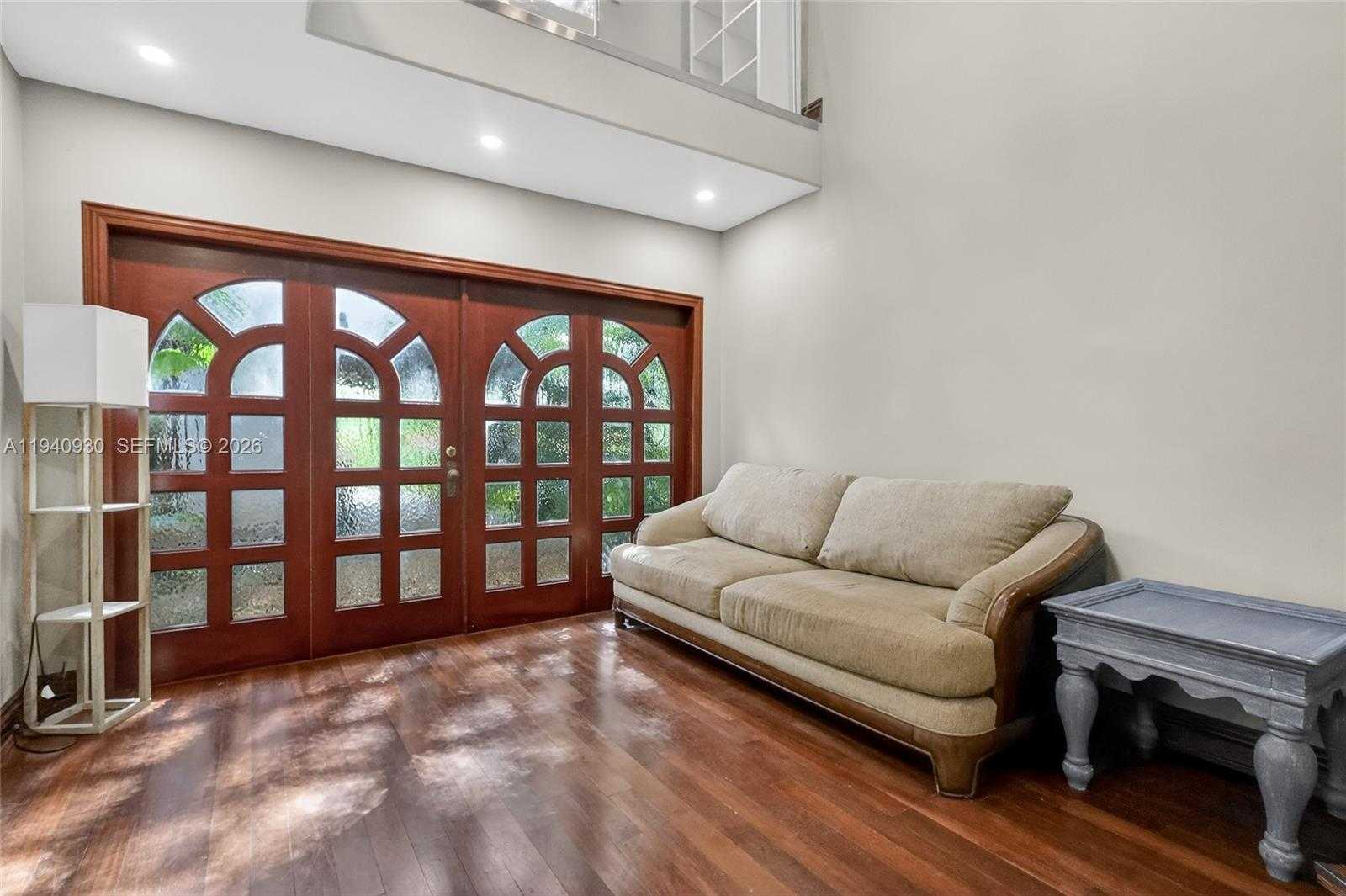 Small Image of 1852 SOUTH WEST 2ND AVE, Miami Number 31