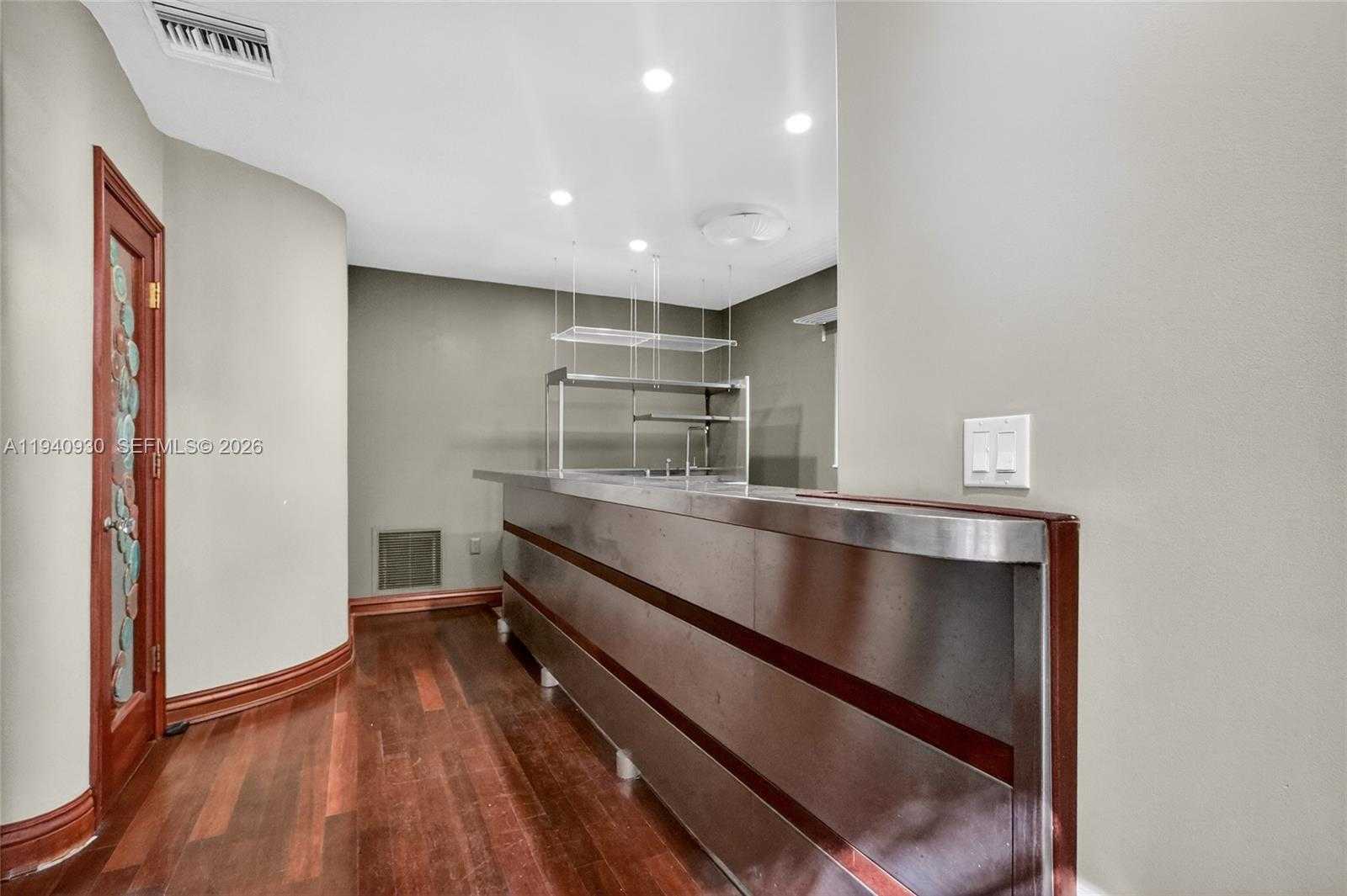 Small Image of 1852 SOUTH WEST 2ND AVE, Miami Number 33