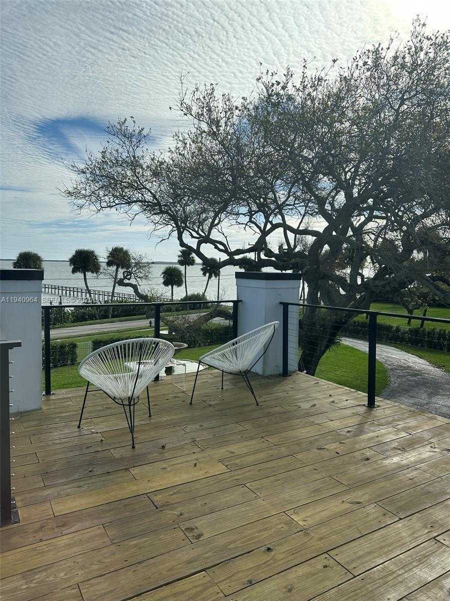 Small Image of 2611 SOUTH INDIAN RIVER DR, Fort Pierce Number 55